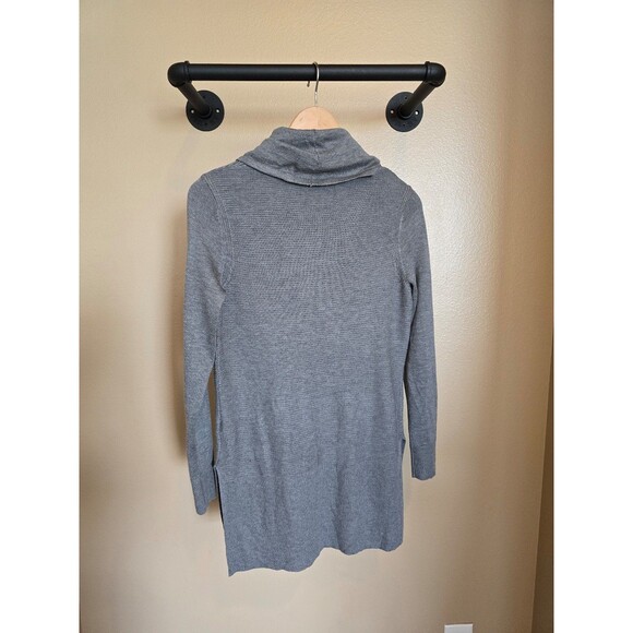 Adrienne Vittadini grey Cowl Neck sweater size small - Picture 3 of 8